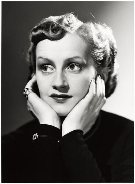 ملف:Perdrière Harcourt 1938b.jpg