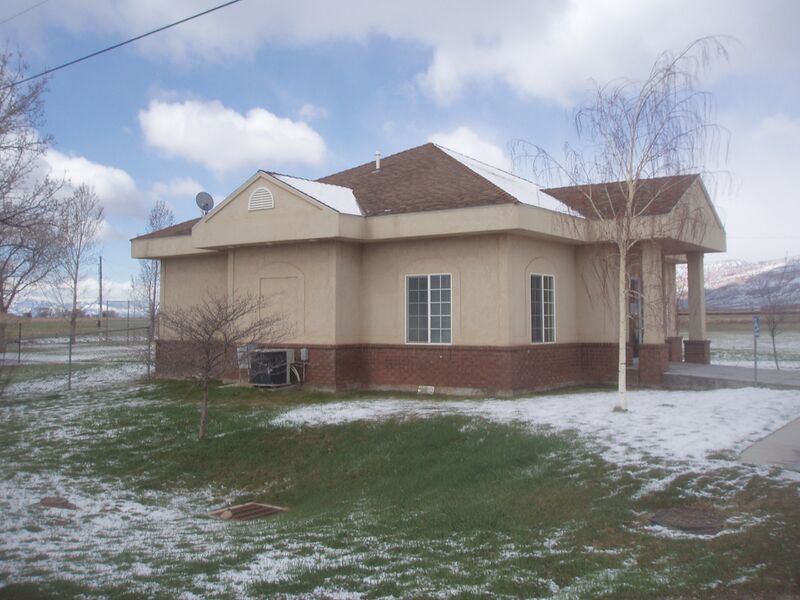 ملف:Sigurd Utah town hall.jpeg