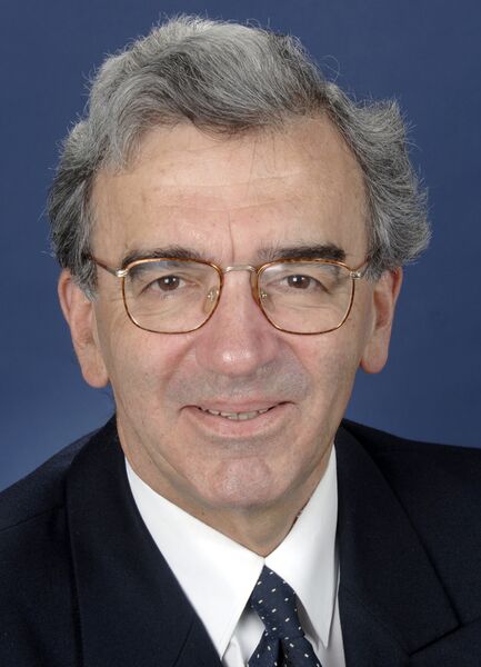 ملف:Bill Farmer AO (1).jpg