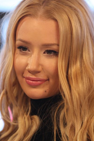 ملف:Iggy Azalea August 2015.jpg