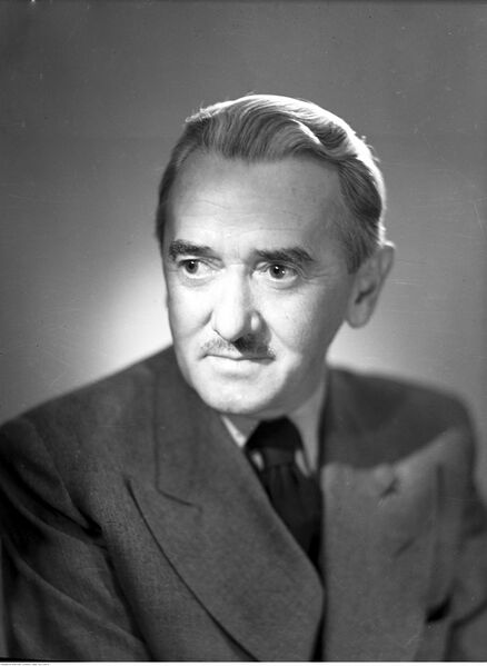 ملف:Leonard Buczkowski (portret).jpg