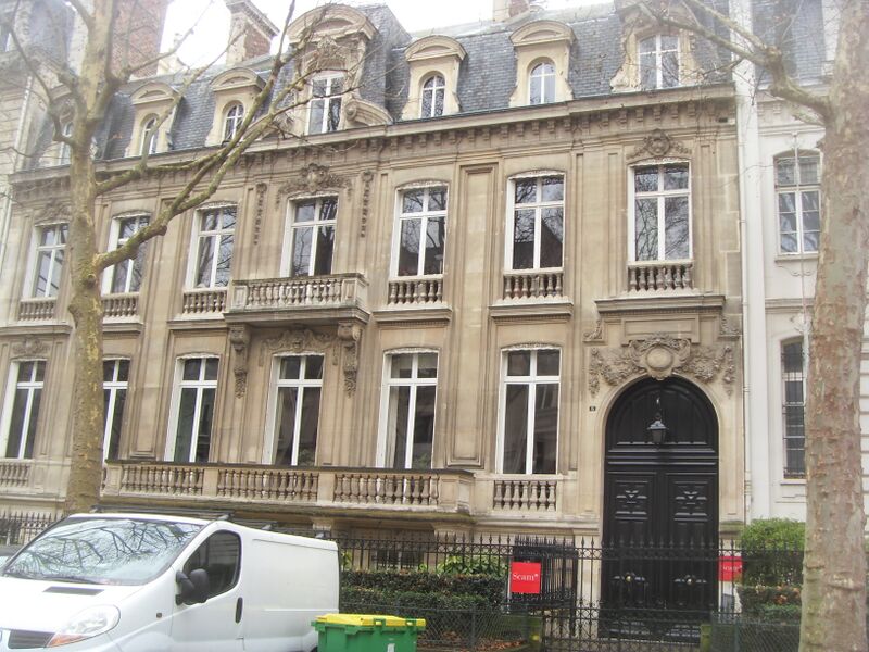 ملف:5 avenue Velasquez.JPG