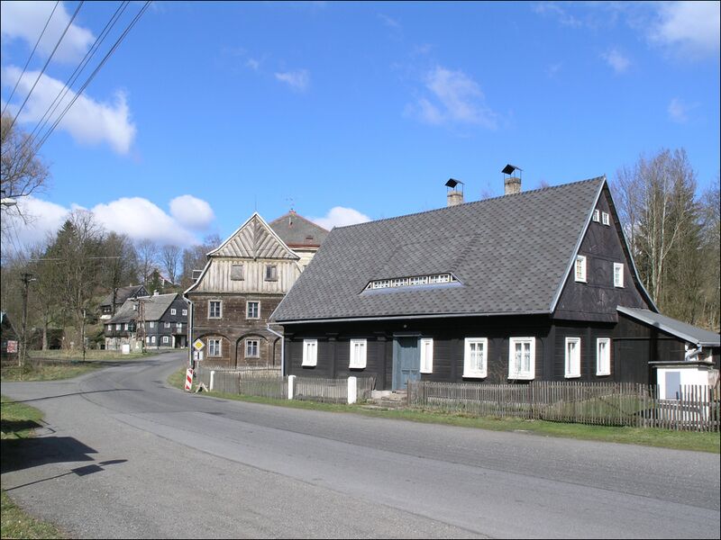 ملف:Brtniky - od krizku.jpg