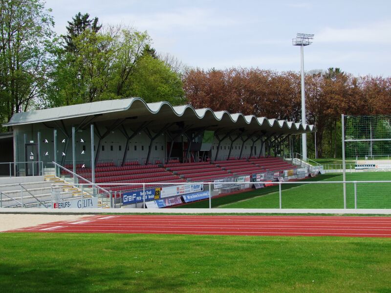 ملف:Fußballarena Memmingen 8.jpg