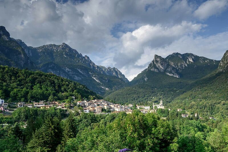 ملف:Puria Valsolda.jpg