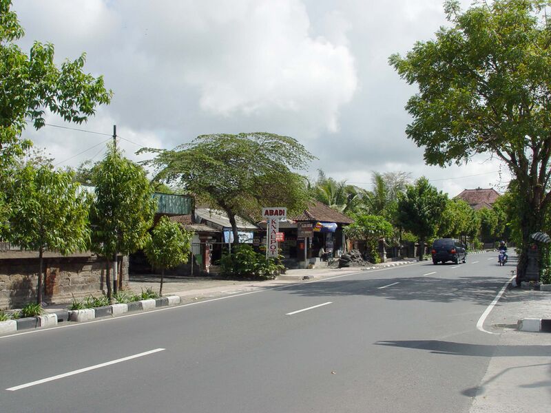 ملف:Batubulan 200507.jpg