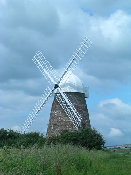 ملف:Halnaker Windmill.JPG