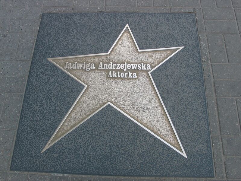 ملف:Jadwiga Andrzejewska gwiazda Lodz.jpg