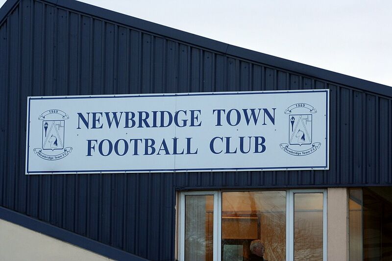 ملف:Station Rd Newbridge.JPG