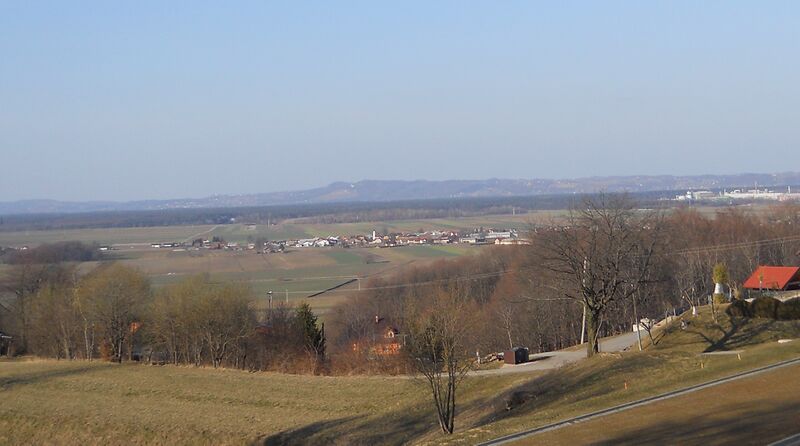 ملف:Dravsko polje.JPG