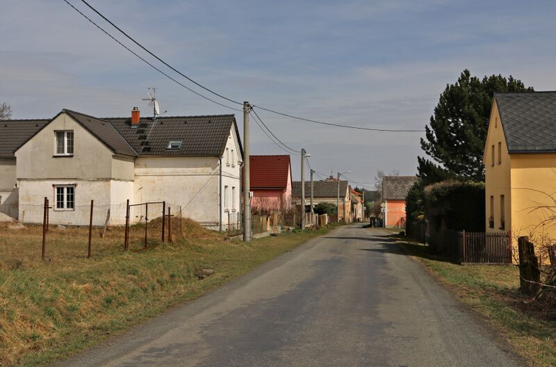 ملف:Pernarec, Skupeč, west part.jpg