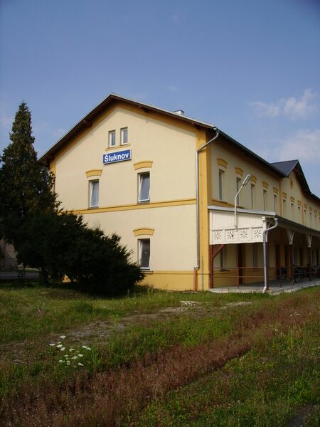 ملف:Sluknov Railway Station.jpg