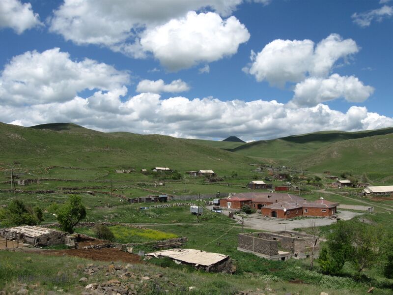 ملف:Կարմրաքար գյուղը.jpg