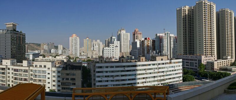 ملف:七里河区从兰州中心西看的景色 - Mapillary (xJ6-VS6gk9FSb6ZycB3Grw).jpg