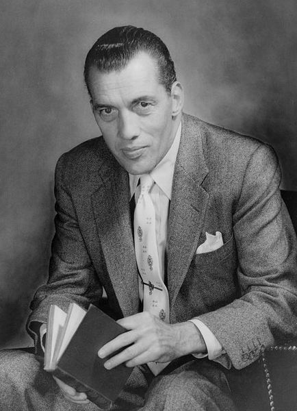 ملف:Ed Sullivan.jpg