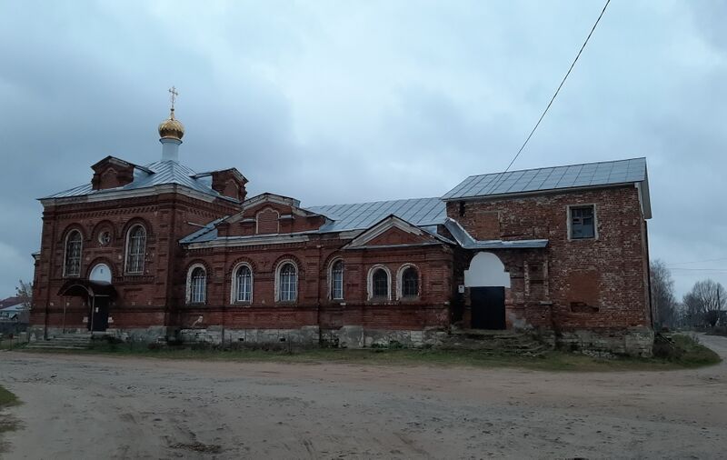 ملف:Успенская церковь (Ближне-Песочное).jpg