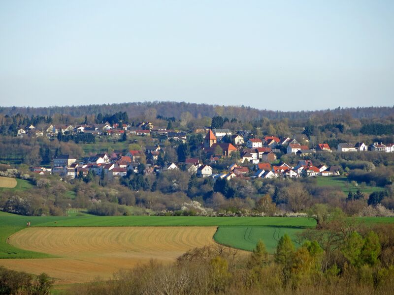 ملف:Heckendalheim 20150415 02.JPG