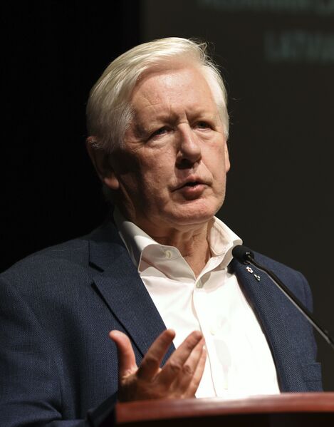 ملف:Bob Rae 2019.jpg