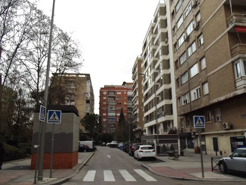 ملف:Calle de Pedro Muguruza.JPG