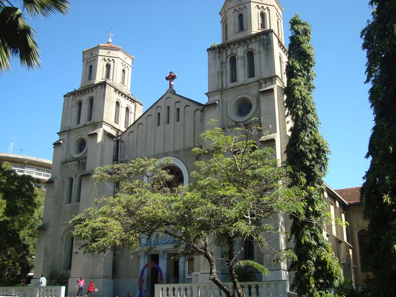 ملف:Catholic Church in Mombasa.JPG