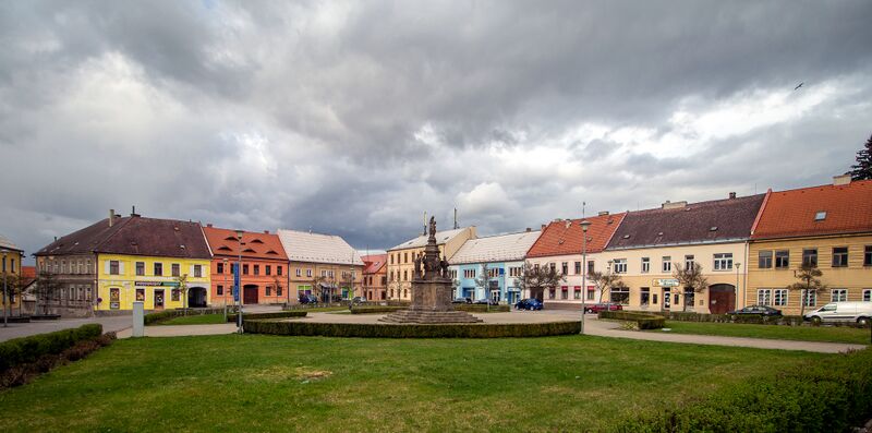 ملف:Doksy náměstí 5.jpg