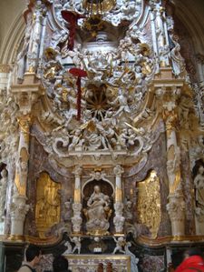 El Transparente altar in Toledo Cathedral by Narciso Tomé (1721-32)