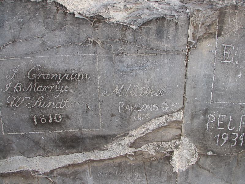 ملف:Persepolis graffiti.jpg