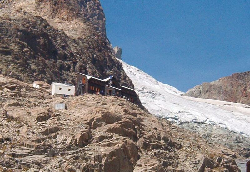 ملف:Rifugio Nacamuli Col Collon.jpg