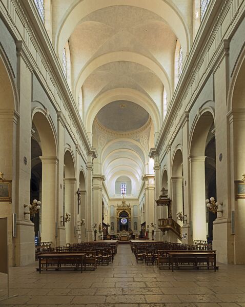 ملف:Montauban - Cathédrale intérieur.jpg
