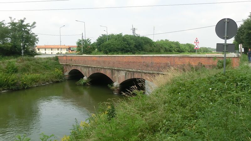 ملف:Ponte di Greggio 1.JPG