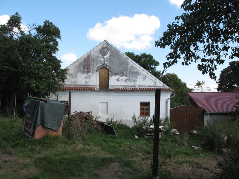 ملف:Radějovice (Netvořice), fasáda.jpg