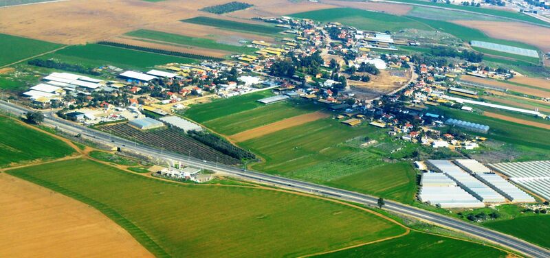 ملف:WikiAir IL-12-01 183B.JPG