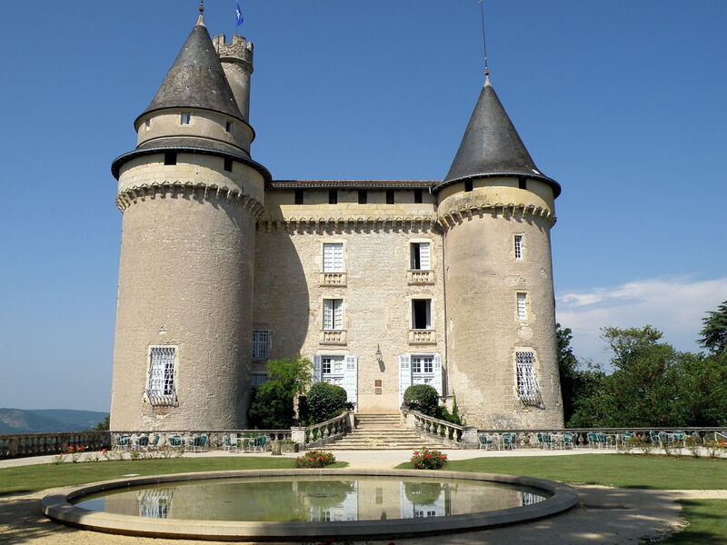 ملف:Mercuès Château7.JPG