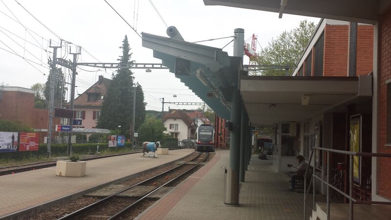 ملف:Bremgarten train station 01.jpg