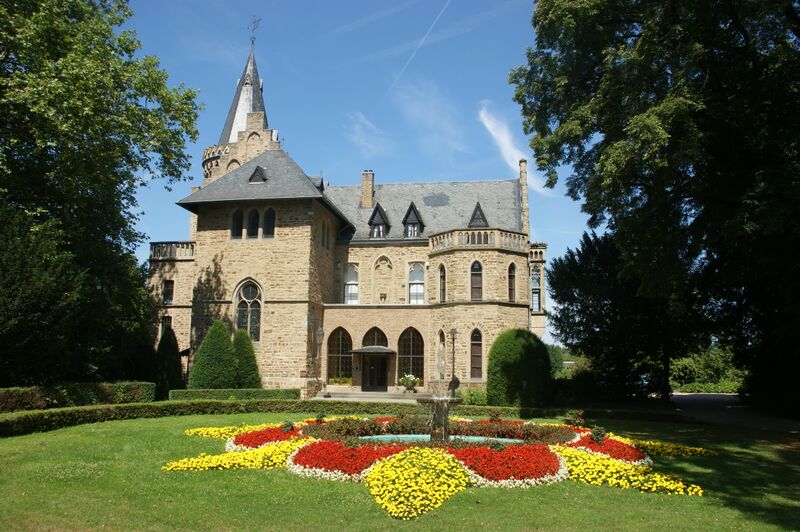ملف:Sinzig Schloss.jpg