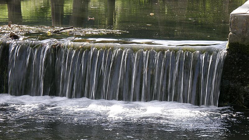 ملف:Étrun (le Gy).jpg