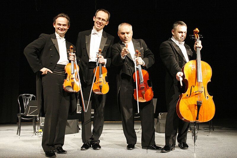 ملف:00001.Grupa MoCarta (2016).jpg