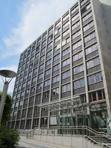 ملف:Essen-Ruettenscheid Arbeitsgericht b.jpg