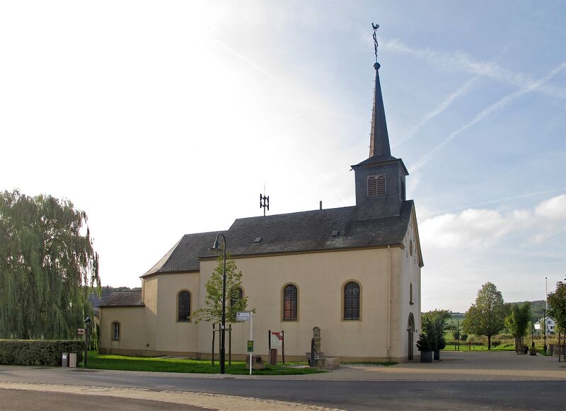 ملف:Kirche Mompach 01.jpg