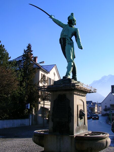 ملف:Riedmiller monument, Bludenz.jpg