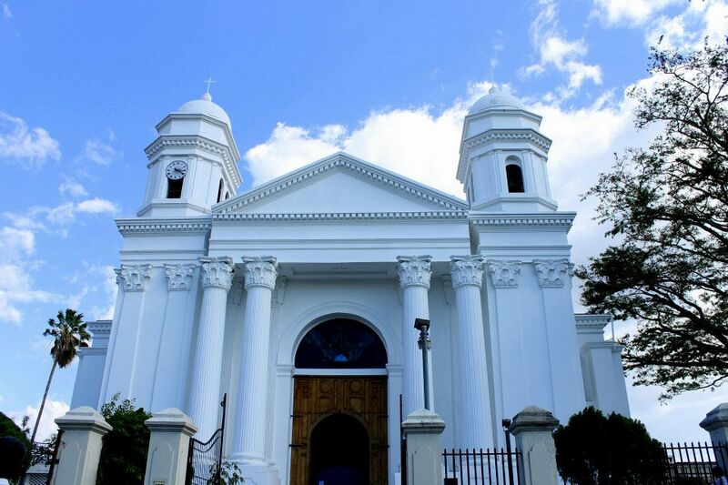 ملف:Catedral de Sonsonate.jpg