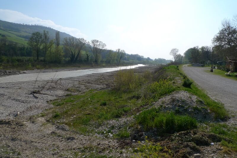 ملف:Fiume Aso.jpg