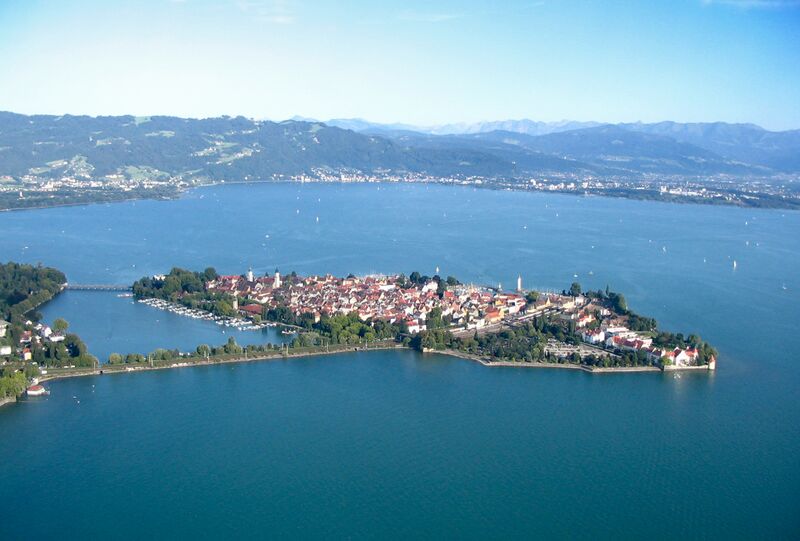 ملف:Lindau Insel Luftbild3.jpg