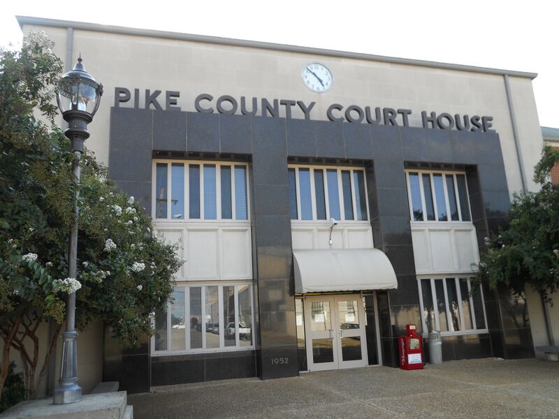 ملف:Pike County Alabama Courthouse.JPG