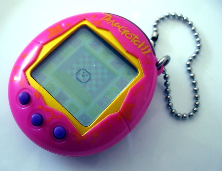 ملف:Tamagotchi 0124 ubt.jpeg