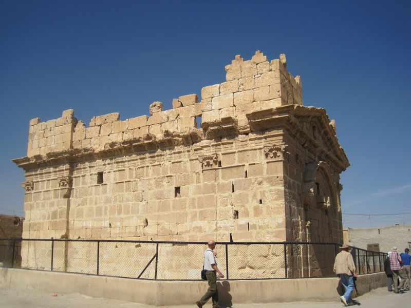 ملف:Temple of Dumeir.JPG