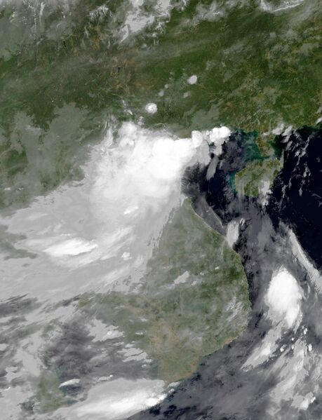 ملف:08W 2021-07-07 1820Z.jpg