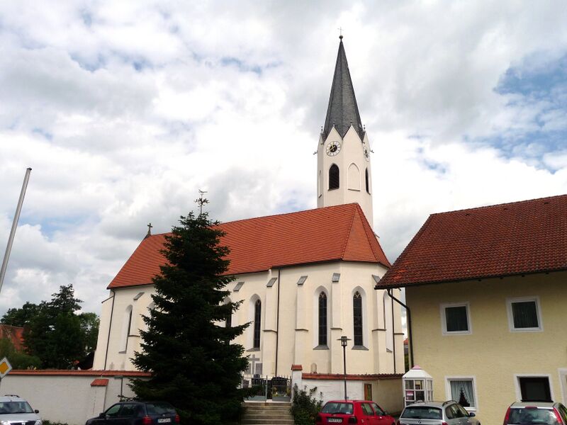 ملف:Kirche Malgersdorf.JPG