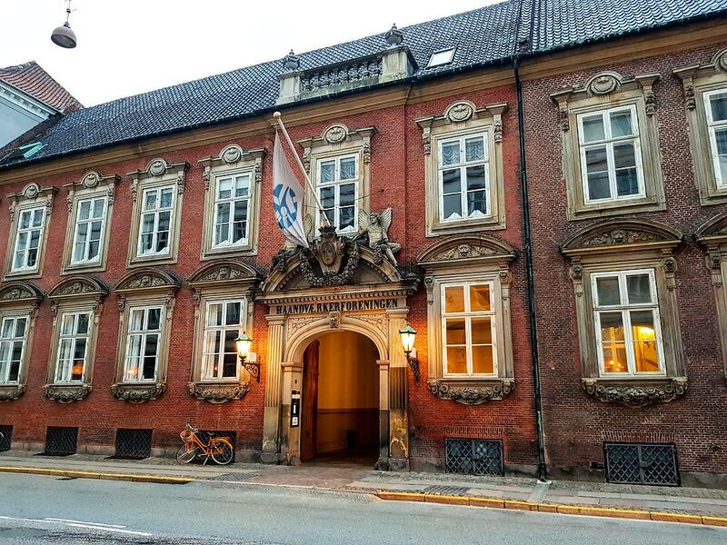 ملف:Mansió Moltkes, København.jpg