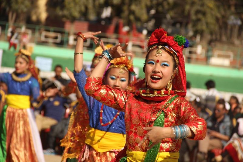 ملف:Traditional dance.jpg